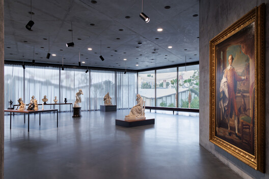 Peter Zumthor’s LACMA David Geffen Galleries Open in Los Angeles - Image 39 of 45