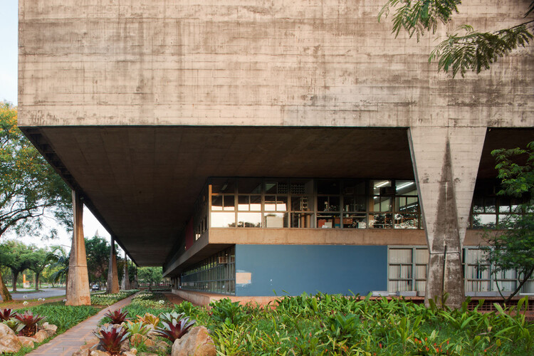 Light Structures, Heavy Footprints? The Environmental Paradox of Lightweight Materials - Image 2 of 6