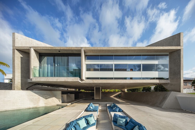 Casa HaveBlue / Yuri Vital Arquiteto - Casas