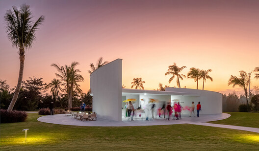 Conch Station / Perform Design Studio - Image 12 of 19