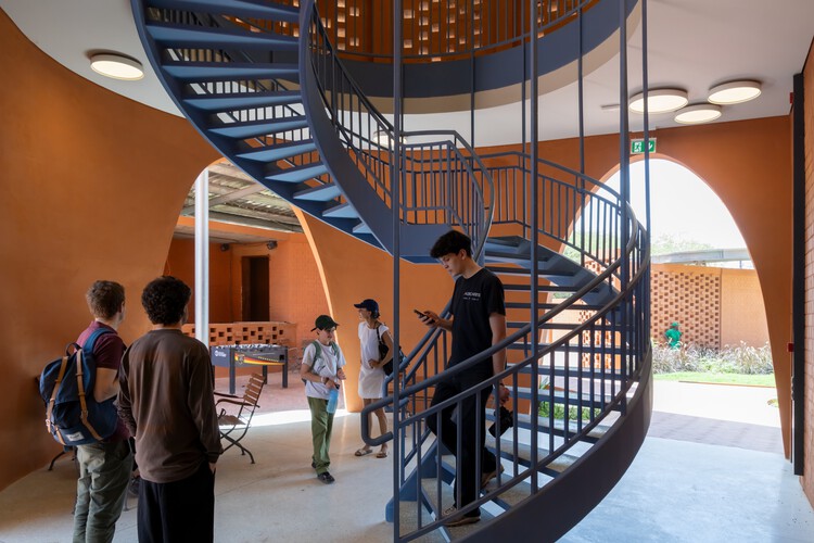 塞内加尔歌德学院 / Kéré Architecture  - 室内图, 楼梯