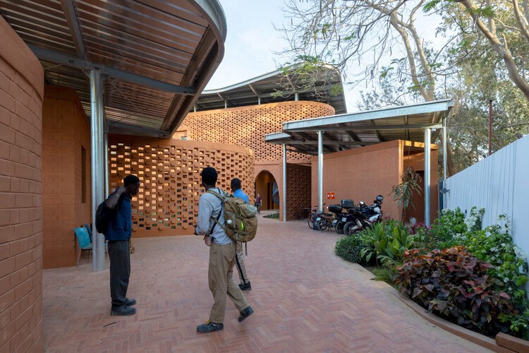 塞内加尔歌德学院 / Kéré Architecture  - 建筑图