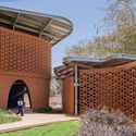 Goethe-Institut Sénégal  / Kéré Architecture  - Exterior Photography, Cultural Architecture