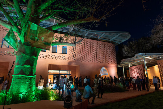 Goethe-Institut Sénégal  / Kéré Architecture  - Exterior Photography