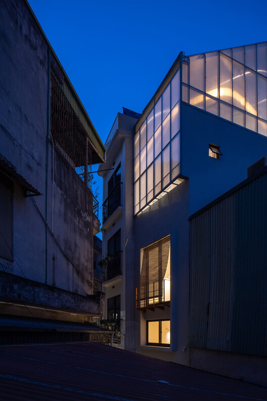 Loli House / t + m design office - Exterior Photography, Glass, Balcony