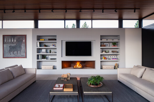 AAM Residence / Ximenes Leite Arquitetura - Interior Photography, Living Room, Sofa, Wood, Lighting, Table, Shelving
