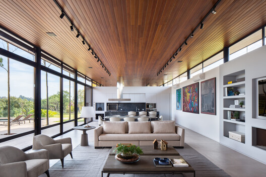 AAM Residence / Ximenes Leite Arquitetura - Interior Photography, Living Room, Wood, Table, Sofa, Chair, Lighting