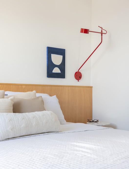 M.F. Apartment / Studio JPH M.F. Apartment / Studio JPH - Interior Photography, Bedroom, Bed, Wood, Lighting