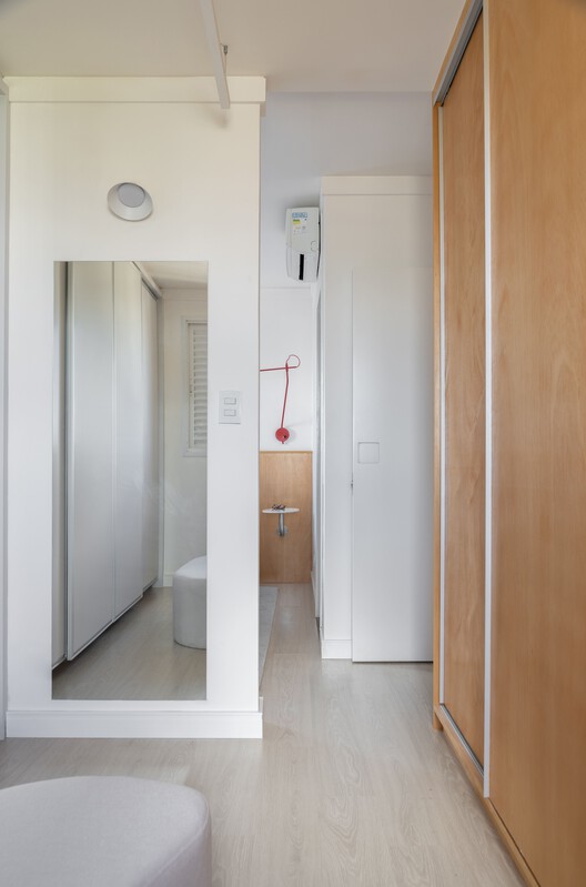 M.F. Apartment / Studio JPH M.F. Apartment / Studio JPH - Image 11 of 30
