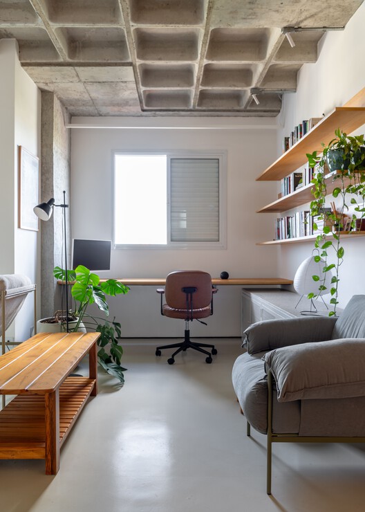 M.F. Apartment / Studio JPH M.F. Apartment / Studio JPH - Interior Photography, Wood, Lighting, Table, Chair