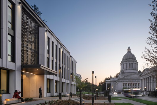 Newhouse Building Replacement / Miller Hull Partnership - Image 13 of 41