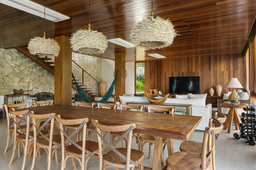 Terramar House / Estúdio Pedro Haruf - Interior Photography, Dining room, Wood, Table, Chair, Lighting