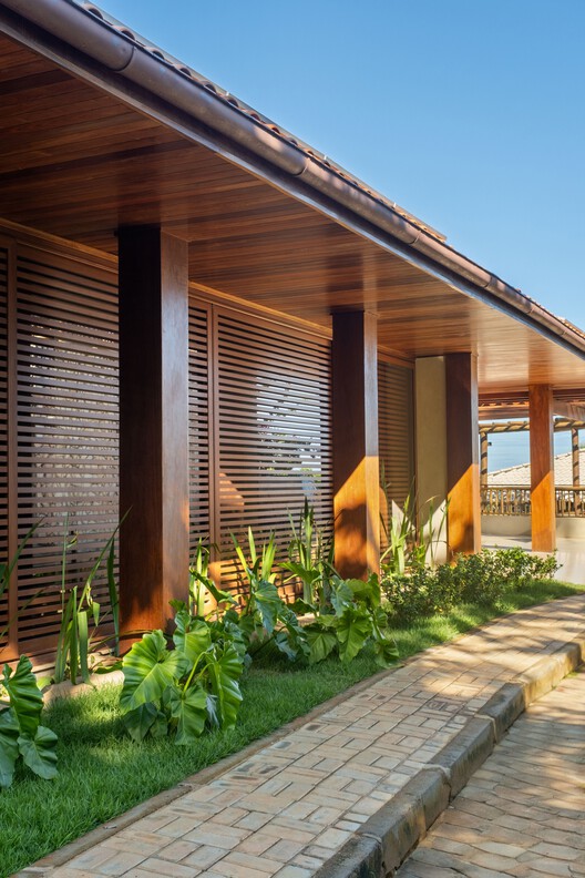 Terramar House / Estúdio Pedro Haruf - Image 2 of 30