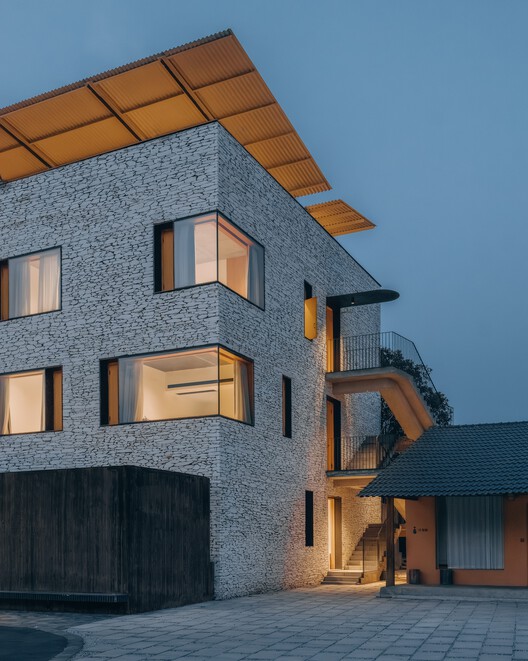 Mine Resort · Hill / siarchitecture - Exterior Photography, Facade, Balcony