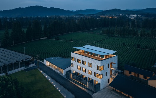 Mine Resort · Hill / siarchitecture - Exterior Photography