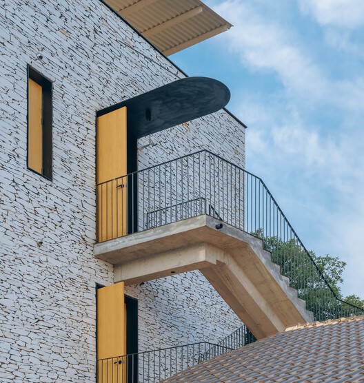 Mine Resort · Hill / siarchitecture - Exterior Photography, Handrail
