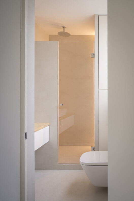 Casa Enfilade / P+S Estudio de Arquitectura - Fotografía interior, Baño, Madera, Puerta, Vidrio, Tarjas, Inodoros
