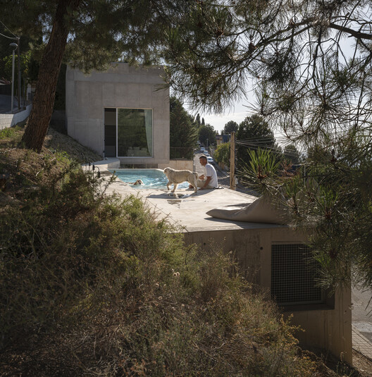 Pedro at Home / Serrano + Baquero Arquitectos Pedro at Home / Serrano + Baquero Arquitectos - Exterior Photography, Concrete