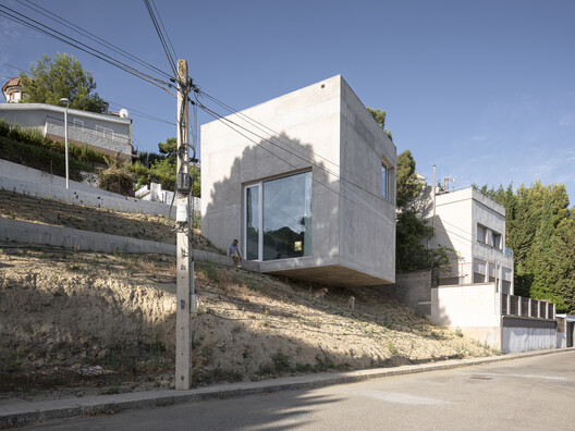 Pedro at Home / Serrano + Baquero Arquitectos Pedro at Home / Serrano + Baquero Arquitectos - Exterior Photography, Concrete
