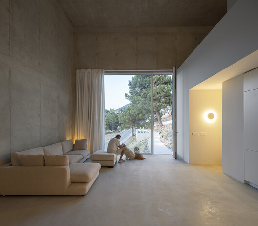 Pedro at Home / Serrano + Baquero Arquitectos Pedro at Home / Serrano + Baquero Arquitectos - Interior Photography, Concrete