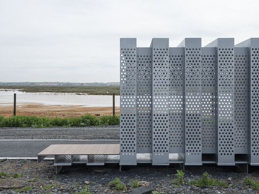 Enveloping the Salt Marsh: Landscape Itinerary Around the Odiel Northern Estuary / Estudio Acta Enveloping the Salt Marsh: Landscape Itinerary Around the Odiel Northern Estuary / Estudio Acta - Image 2 of 30