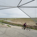 Envolviendo la Marisma: Itinerario Paisajístico en torno al Estuario Norte del Odiel / Estudio Acta - Fotografía exterior, Paisaje Y Arquitectura
