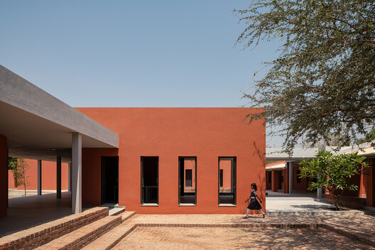 Belgaon Dhaga School / pk_iNCEPTiON - Exterior Photography