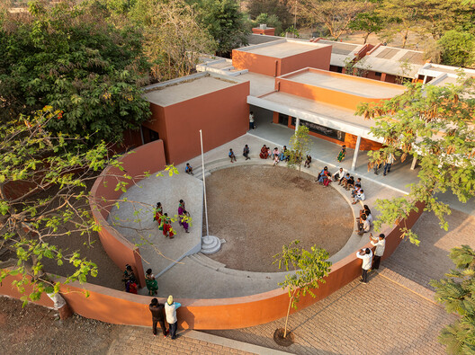 Belgaon Dhaga School / pk_iNCEPTiON - Exterior Photography