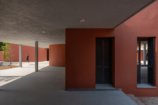 Belgaon Dhaga School / pk_iNCEPTiON - Interior Photography
