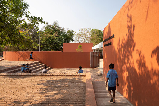 Belgaon Dhaga School / pk_iNCEPTiON - Exterior Photography