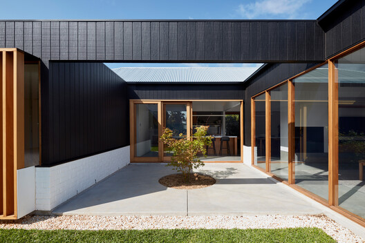 NTH/ Neutral Tactile Habitat / Ply Architecture - Image 7 of 22