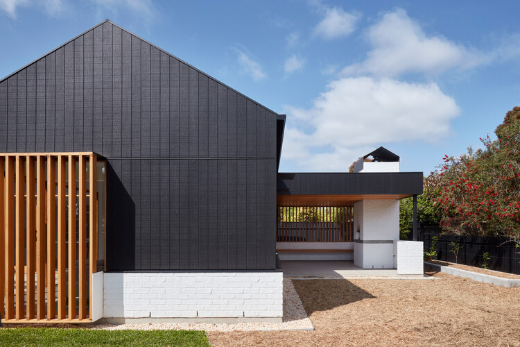 NTH/ Neutral Tactile Habitat / Ply Architecture - Image 5 of 22