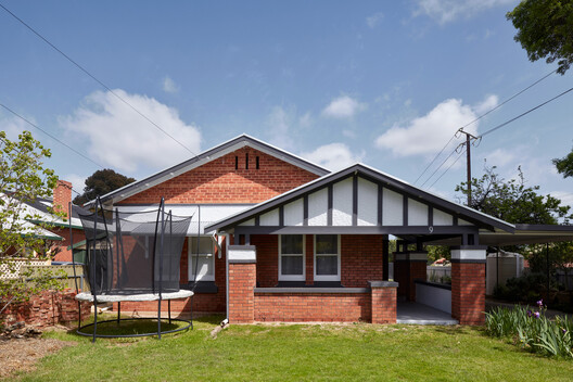 NTH/ Neutral Tactile Habitat / Ply Architecture - Exterior Photography, Door, Brick, Garden