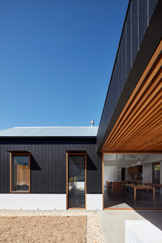 NTH/ Neutral Tactile Habitat / Ply Architecture - Exterior Photography, Wood