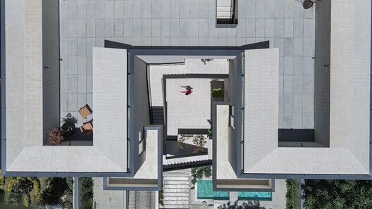 Frenzy Stair / Sepide Elmi - Image 7 of 39