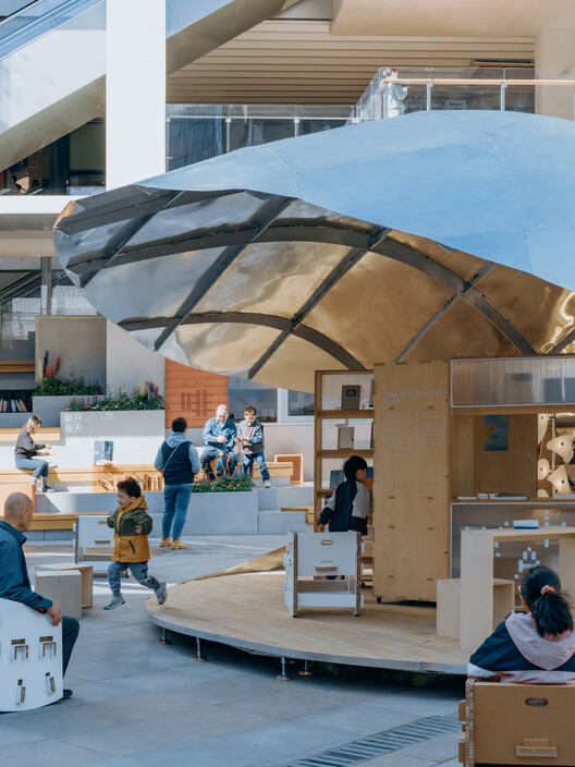 Shell Book Pavilion / LUO studio - Interior Photography, Stairs