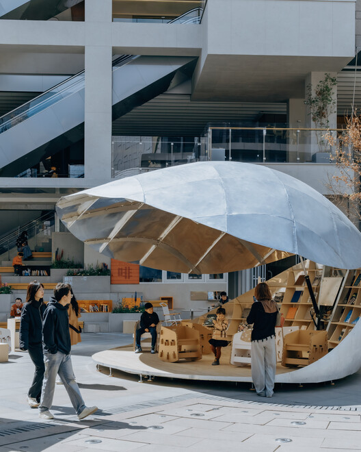 Shell Book Pavilion / LUO studio - Interior Photography, Stairs
