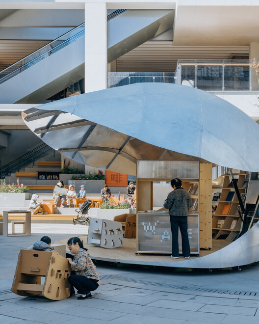 Shell Book Pavilion / LUO studio - Interior Photography, Stairs