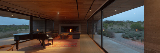 Music Room - Casa La Flecha / González Olsina & Vega Arquitectos Music Room - Casa La Flecha / González Olsina & Vega Arquitectos - Image 19 of 33