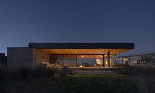 Music Room - Casa La Flecha / González Olsina & Vega Arquitectos Music Room - Casa La Flecha / González Olsina & Vega Arquitectos - Image 21 of 33