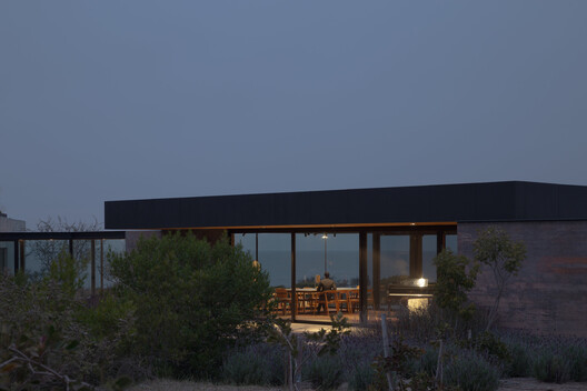 Music Room - Casa La Flecha / González Olsina & Vega Arquitectos Music Room - Casa La Flecha / González Olsina & Vega Arquitectos - Image 20 of 33