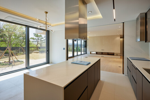 AFER Hangang / Hyunjoon Yoo + Partners - Interior Photography, Kitchen, Wood, Lighting, Countertop, Door, Glass