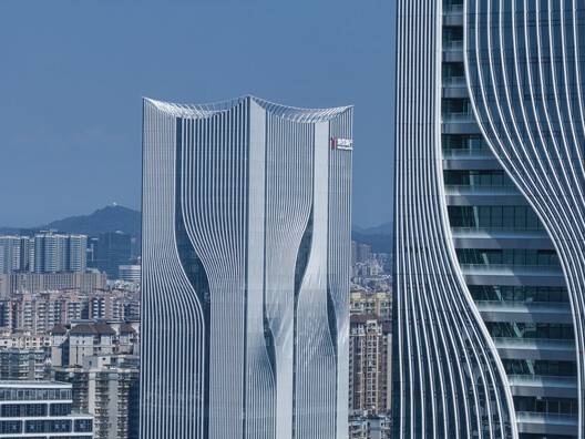 广州白云站 TOD 办公楼建筑群 / 华工设计院+广州地铁院 - 15 的图像 38