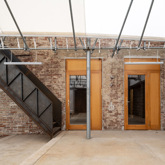 The Dryer Workshop / Atelier dmb - Interior Photography, Wood, Brick, Concrete, Stairs, Beam, Handrail