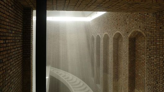 The Alchemy of Mass: Peter Zumthor and the Perception of Lightness - Image 7 of 21