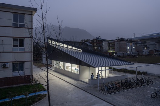 Samsung Library No. 3, supported by the Shaanxi Hope Project / Wall Architects of XAUAT - Exterior Photography