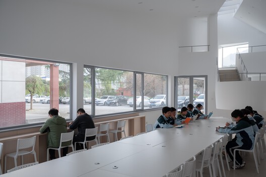 Samsung Library No. 3, supported by the Shaanxi Hope Project / Wall Architects of XAUAT - Interior Photography, Kitchen