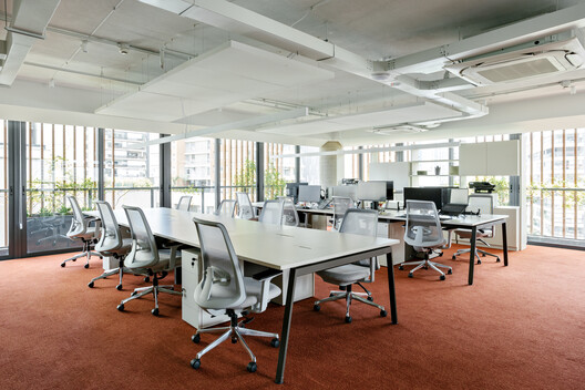Eliz Capital Office / Peninsula Arquitetura - Interior Photography, Dining room, Table, Chair
