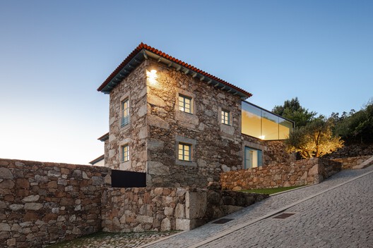 Hotel Cerdeiras House / Tiago do Vale Arquitectos - Fotografia de Exterior