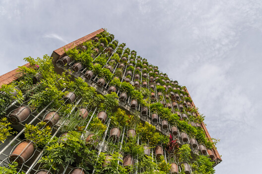 Flying Vegetation / H&P Architects - Image 6 of 35